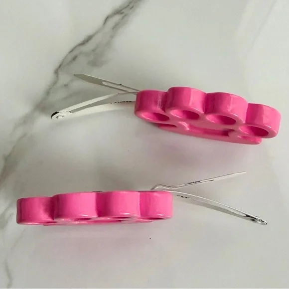 Vintage Brass Knuckle Hair Clips - Picture 2 of 3